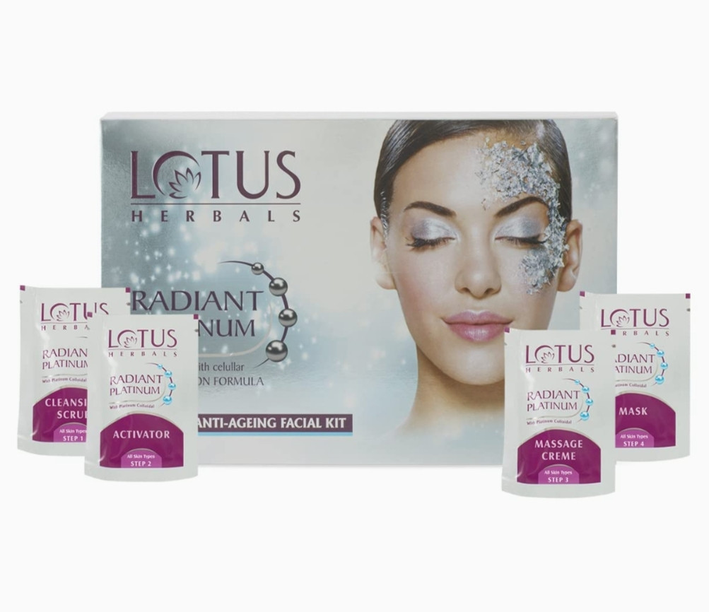 Lotus Herbals Radiant Platinum Cellular Anti-Ageing 1 Facial Kit | 37g